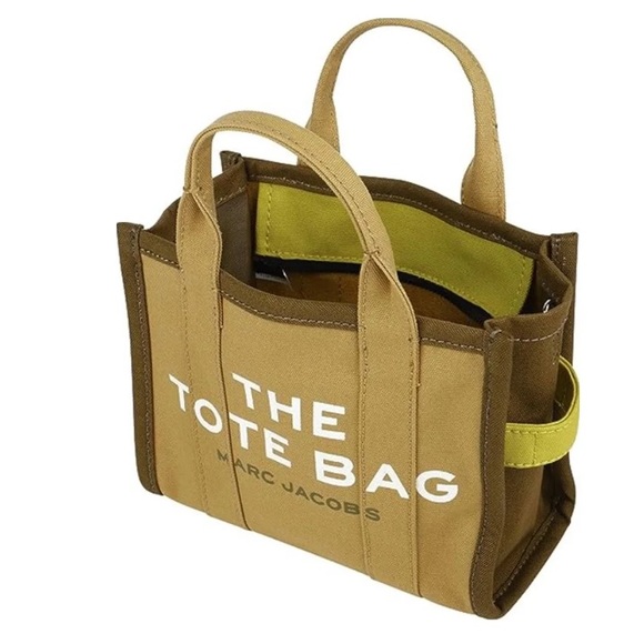 Marc Jacobs Handbags - Marc Jacobs The Tote Bag